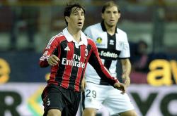 九游娱乐包含从AC米兰冲刺阶段复出首秀到凯恩在塞尔维亚队比赛中状态火爆，库里在老鹰比赛中大比分领先的词条